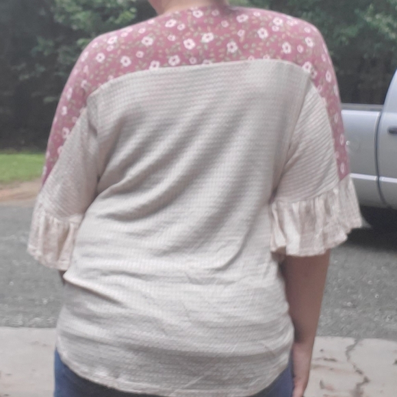 RELISTED Soft floral waffle knit spliced tie top - Picture 8 of 8